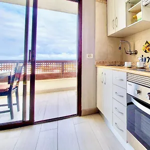 Ocean And Sun Apartment